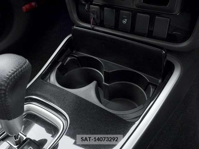 Mitsubishi OUTLANDER 2017-08 303324-14