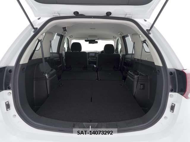 Mitsubishi OUTLANDER 2017-08 303324-10