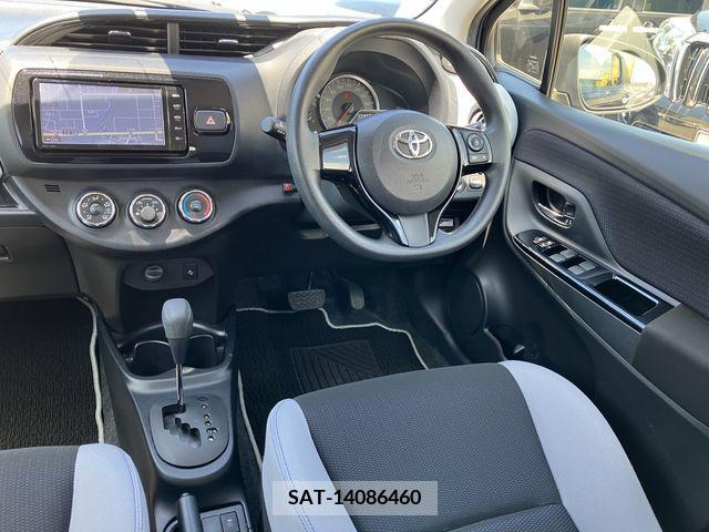 Toyota VITZ 2015-07 288562-11
