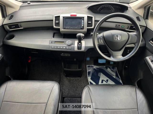 Honda FREED 2014-08 302860-1