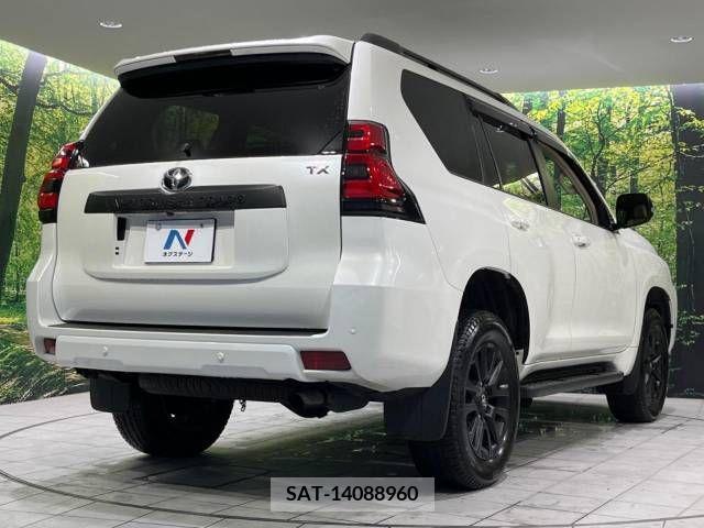 Toyota LAND CRUISER PRADO 2023-02 362445-17