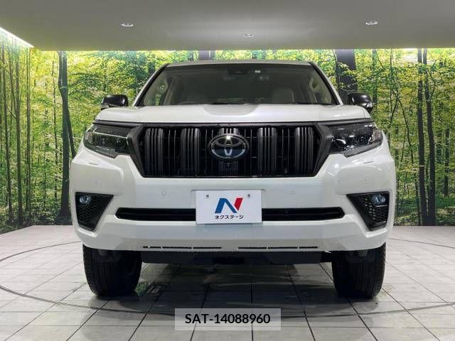 Toyota LAND CRUISER PRADO 2023-02 362445-14