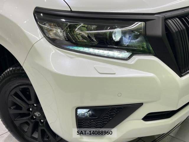 Toyota LAND CRUISER PRADO 2023-02 362445-12