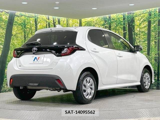 Toyota YARIS 2022-12 336784-17