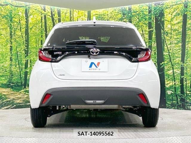 Toyota YARIS 2022-12 336784-15