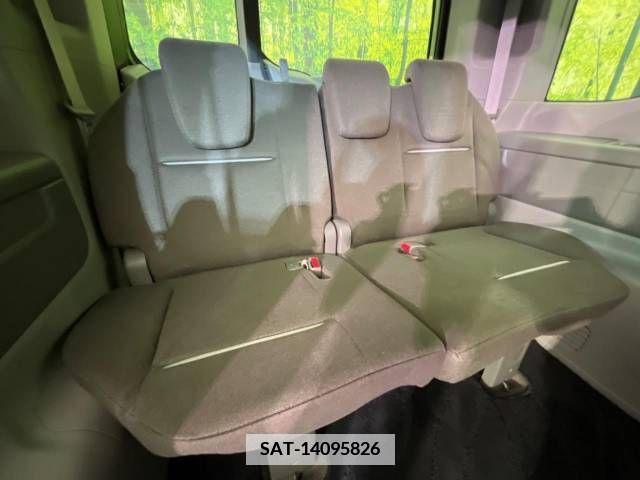 Honda STEP WGN 2015-12 351300-10