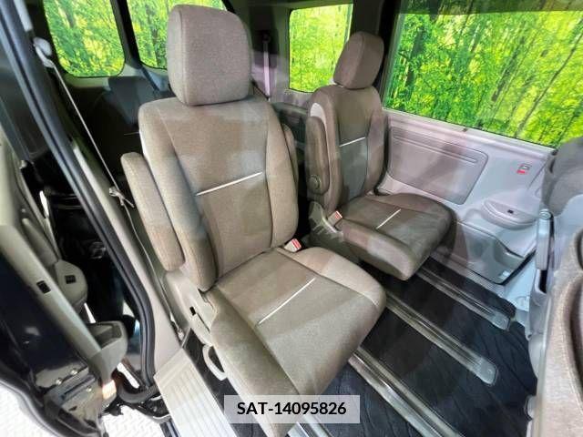 Honda STEP WGN 2015-12 351300-9