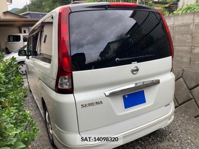 Nissan SERENA 2005-07 393929-5