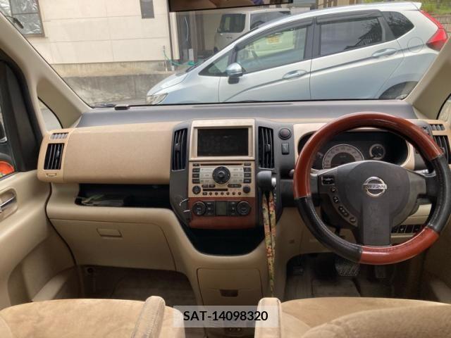 Nissan SERENA 2005-07 393929-15