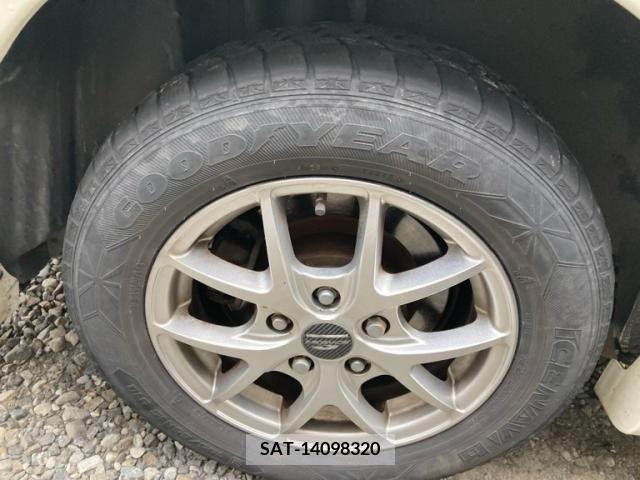 Nissan SERENA 2005-07 393929-8