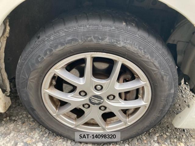 Nissan SERENA 2005-07 393929-7