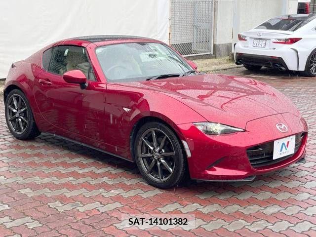 Mazda ROADSTER 2018-09 247142-16