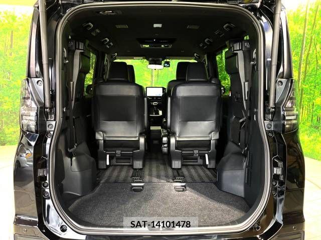 Toyota VOXY 2022-08 289061-15