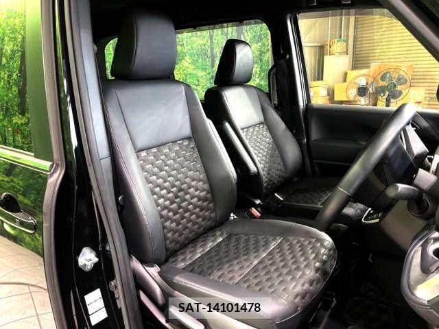 Toyota VOXY 2022-08 289061-12