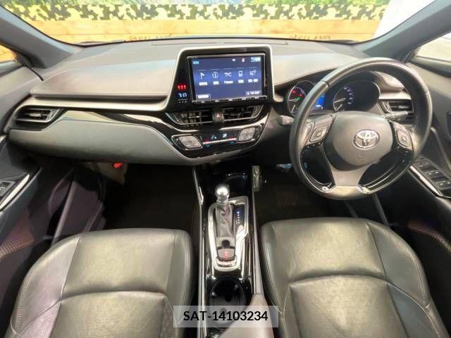 Toyota C-HR 2017-03 264058-1