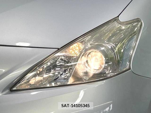 Toyota PRIUS ALPHA 2013-06 322256-13