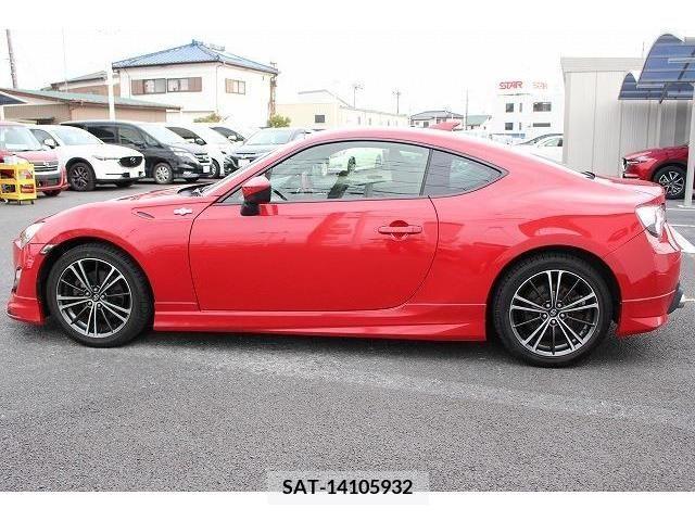 Toyota 86 2013-03 211573-8
