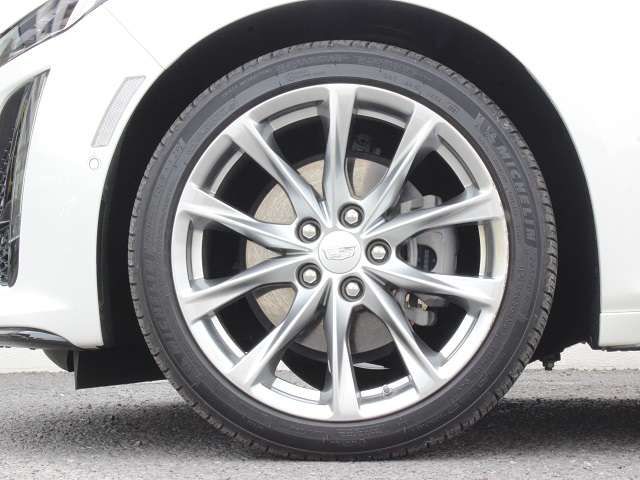 Cadillac CT5 2022-09 11099-18