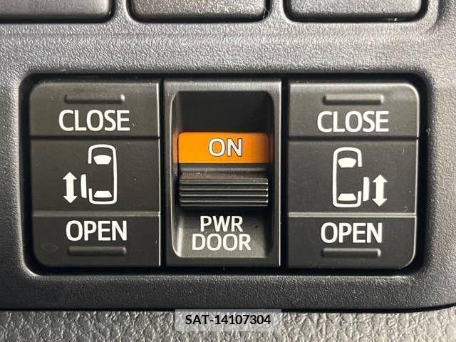 Toyota VOXY 2018-11 289108-6