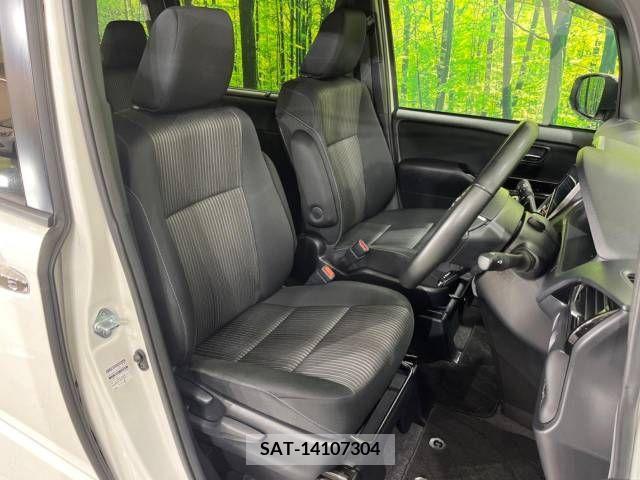 Toyota VOXY 2018-11 289108-7