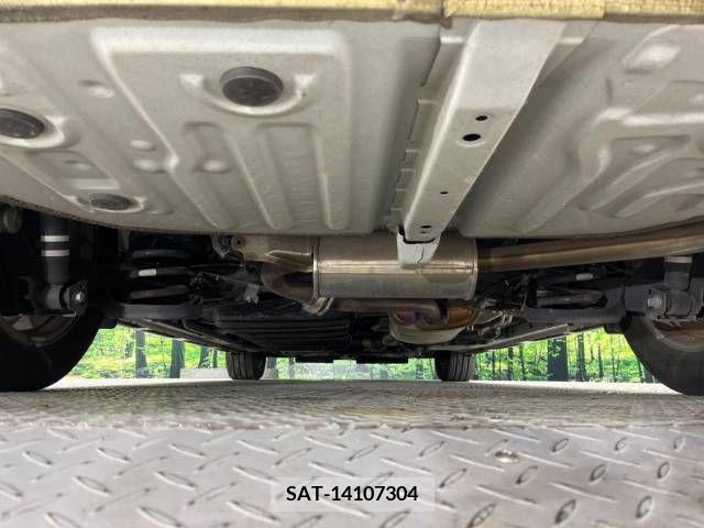 Toyota VOXY 2018-11 289108-18