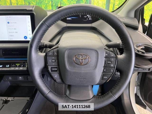 Toyota PRIUS 2023-04 366414-4