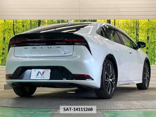 Toyota PRIUS 2023-04 366414-18