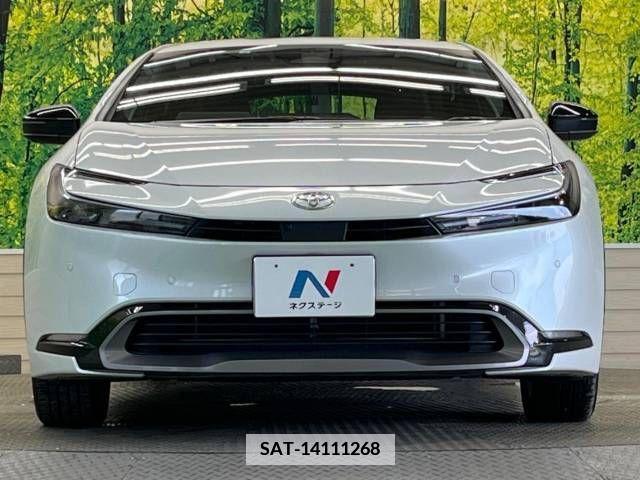 Toyota PRIUS 2023-04 366414-15