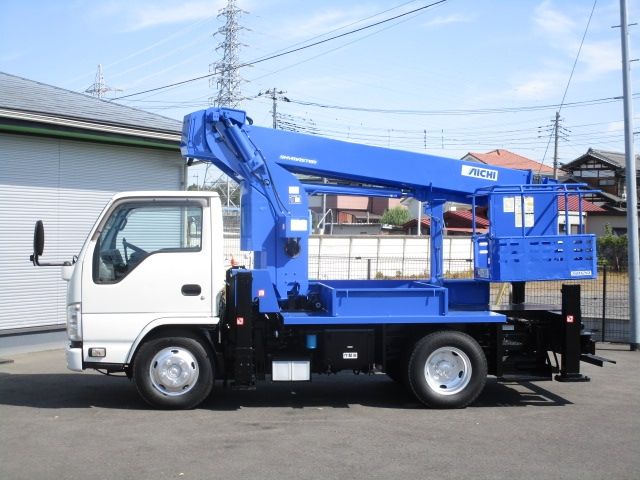 Isuzu ELF TRUCK 2017-07 22032-3