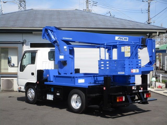 Isuzu ELF TRUCK 2017-07 22032-4