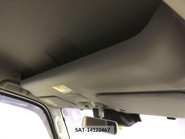 Suzuki EVERY WAGON 2023-03 214106-23