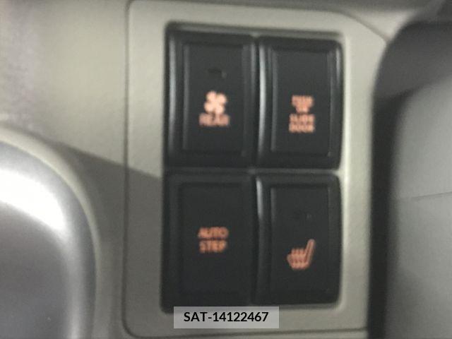 Suzuki EVERY WAGON 2023-03 214106-19