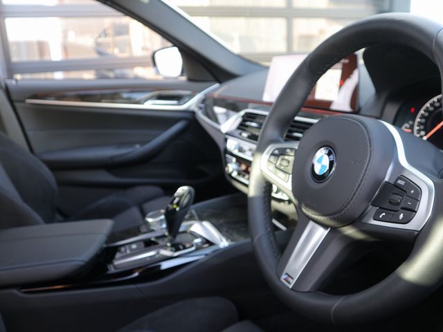 Bmw 5 SERIES 2019-08 193300-17