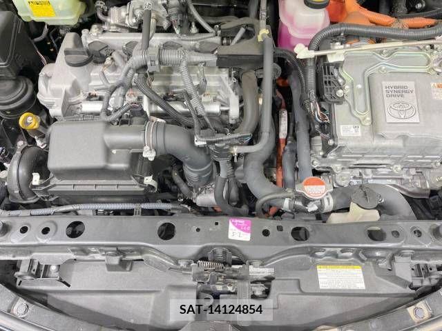 Toyota AQUA 2016-03 395698-18