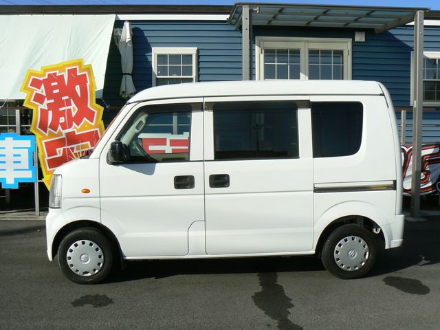 Suzuki EVERY 2011-01 28086-1