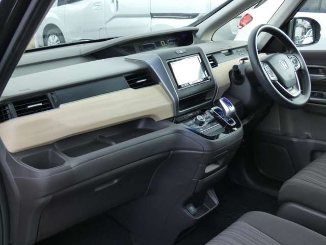 Honda FREED HYBRID 2019-01 195023-14