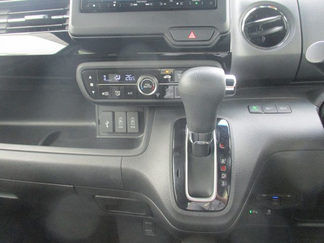 Honda N BOX CUSTOM 2021-04 21752-16