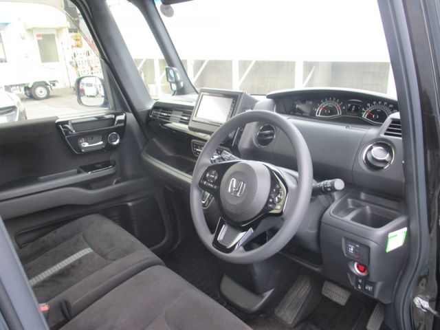 Honda N BOX CUSTOM 2021-04 21752-1