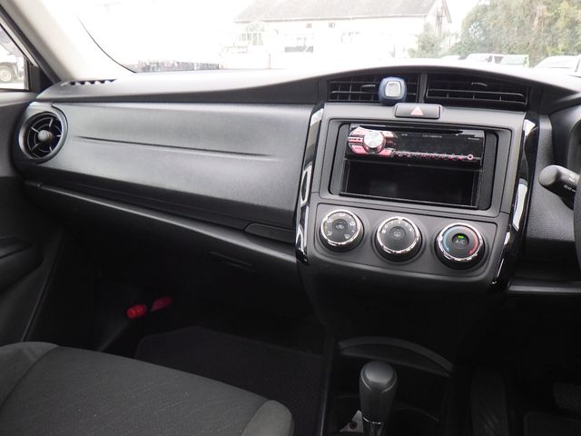 Toyota COROLLA AXIO 2018-11 183554-15