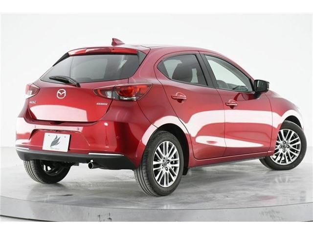 Mazda MAZDA2 2019-09 192998-2