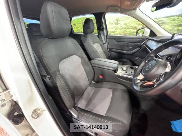 Mazda CX-60 2023-01 358762-8