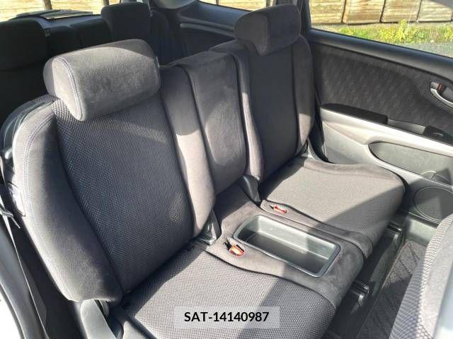 Honda STREAM 2012-06 286306-8