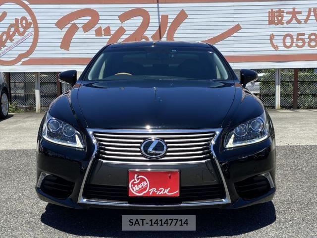 Lexus LS 2015-06 276636-1