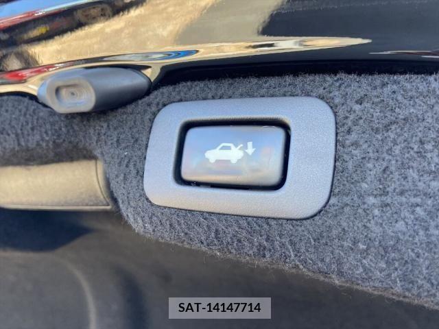 Lexus LS 2015-06 276636-17
