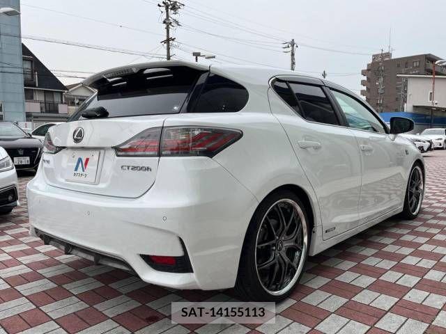 Lexus CT 2015-11 322676-17
