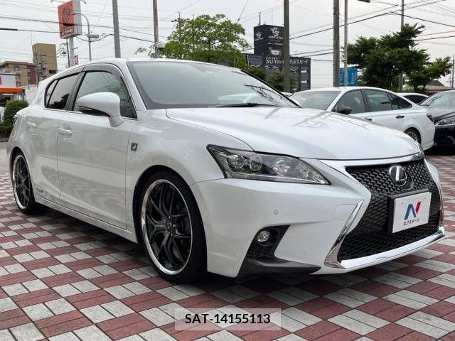 Lexus CT 2015-11 322676-16
