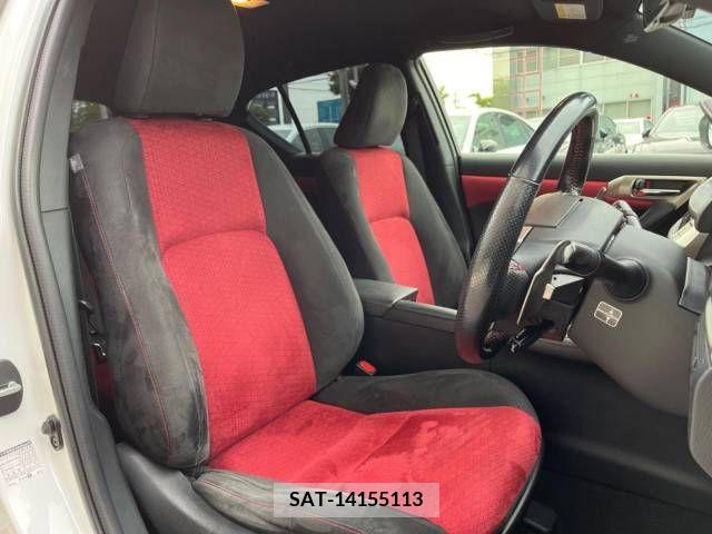 Lexus CT 2015-11 322676-9