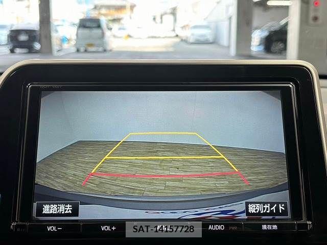 Toyota C-HR 2017-06 264064-3