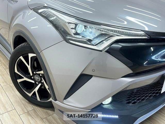 Toyota C-HR 2017-06 264064-19