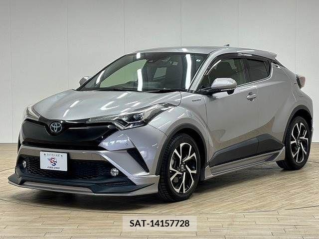 Toyota C-HR 2017-06 264064-14